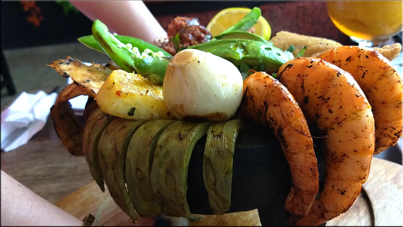 Buffet de mariscos en Nezahualcoyotl